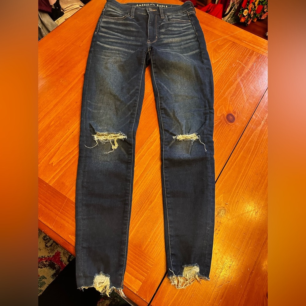 American Eagle Next Level Stretch of Distressed Dark Wash Jeans Sz 2